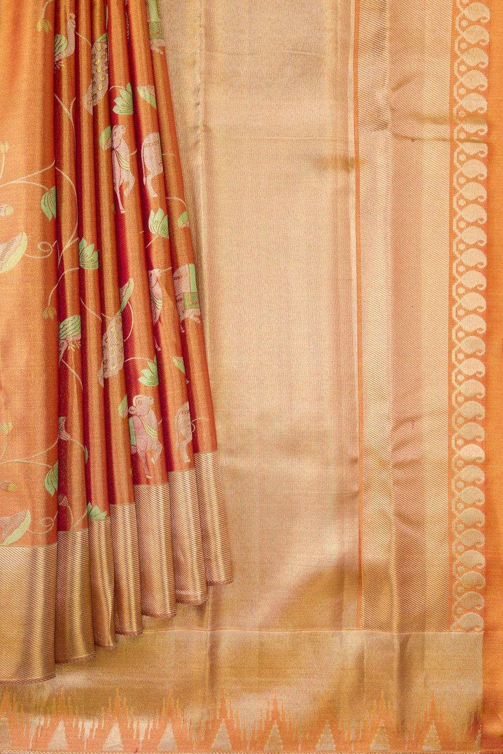Pleats and pallu of Gold Dual Tone Kanjivaram Tissue Silk Saree with Zari Brocade on the body and Zari Border. 