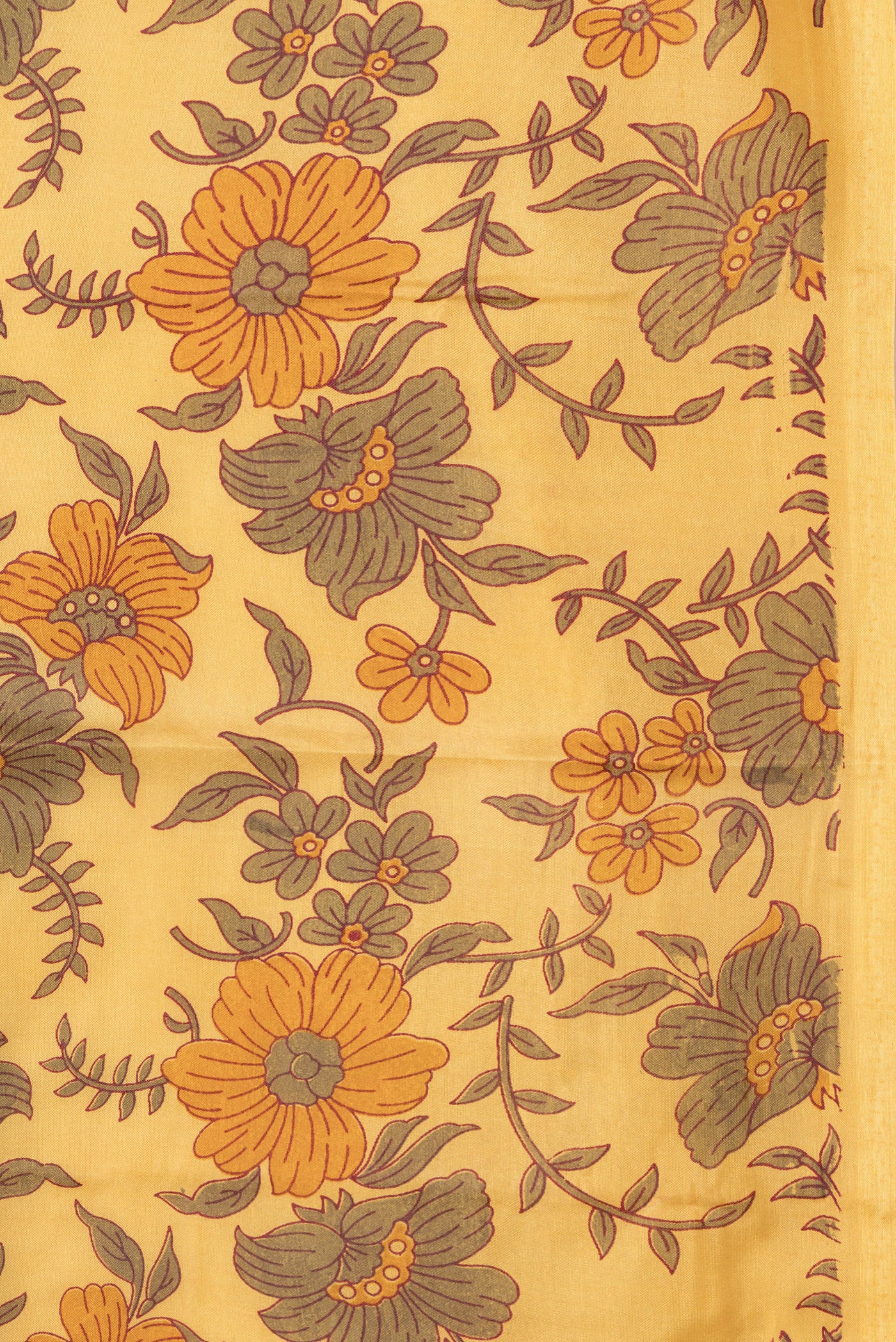 Border image of Yellow Dual Tone Tussar Silk Saree with Printed design on the body and Without Border. 