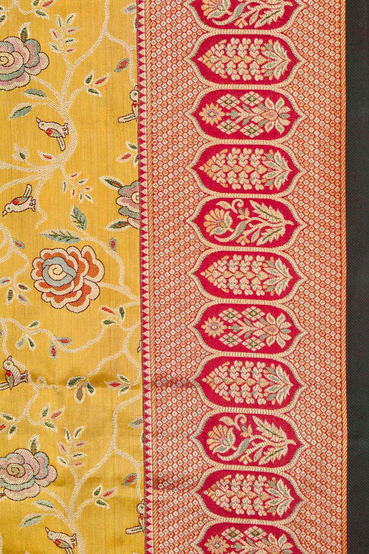 Border image of Mustard Dual Tone Kanchipuram Tissue Silk Saree with Zari Brocade on the body and Zari Border
