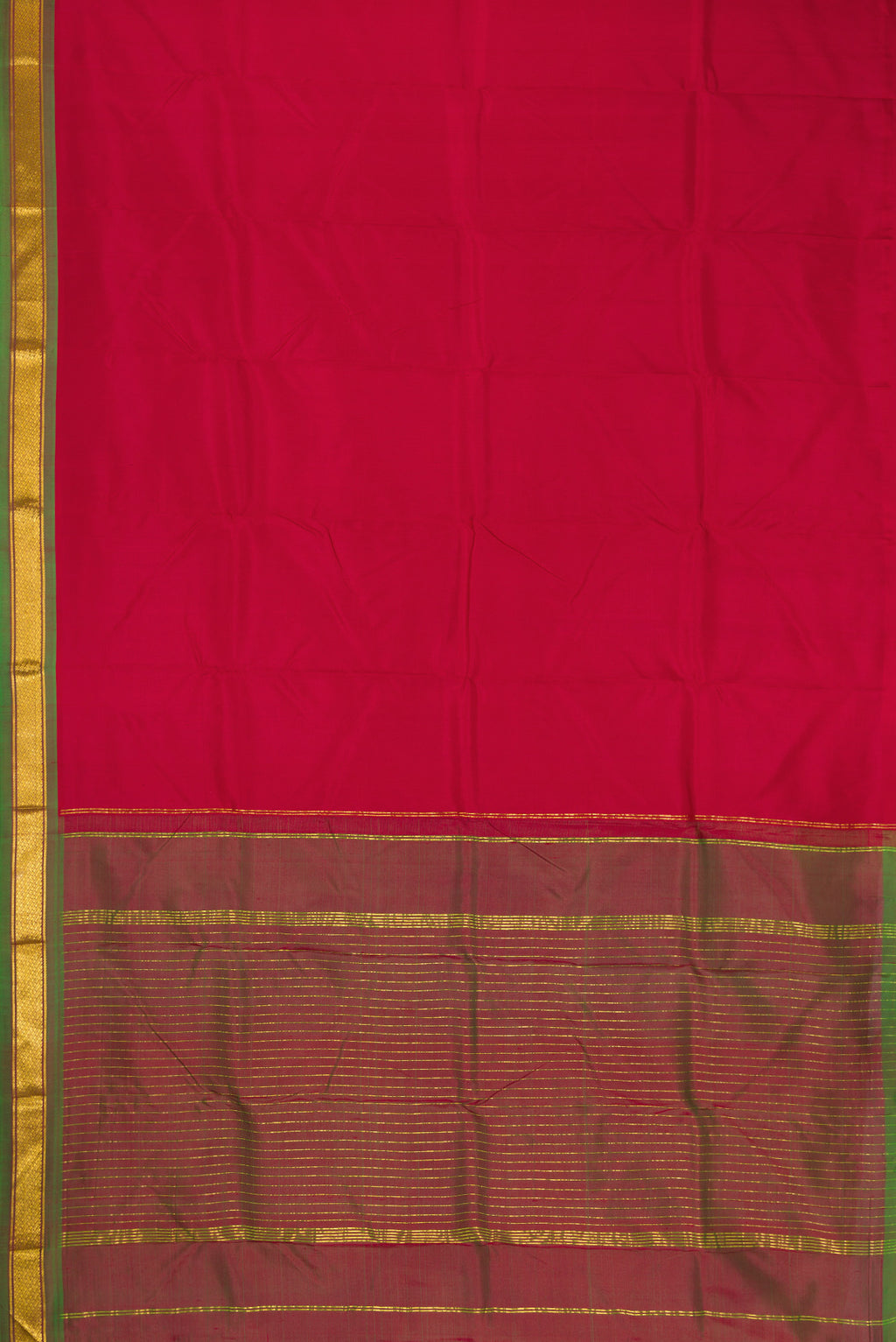 Flat view of Maroon Dual Tone Kanchipuram Silk Saree with Plain Body and Zari Border. 