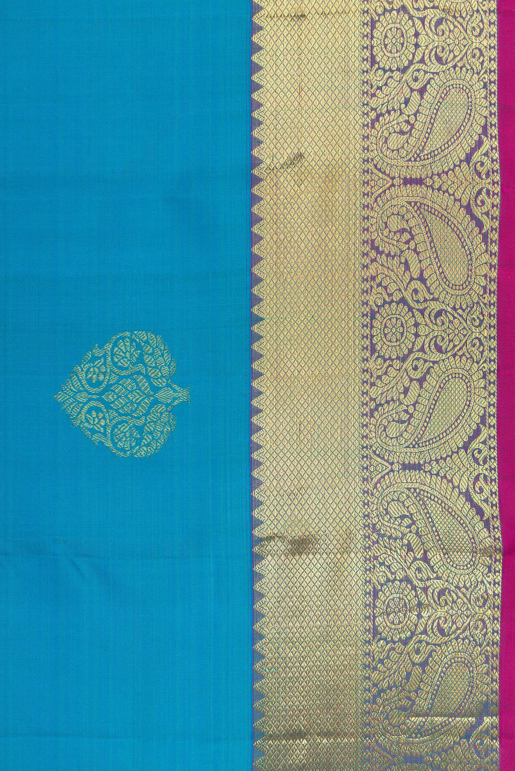 Border image of Sky Blue Dual Tone Kanjivaram Silk Saree with Zari Butta on the body and Zari Border. 