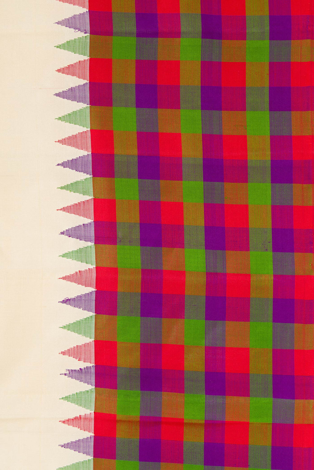 Border image of Sandal Dual Tone Kanjivaram Silk Saree with Plain Body and Checks Border. 
