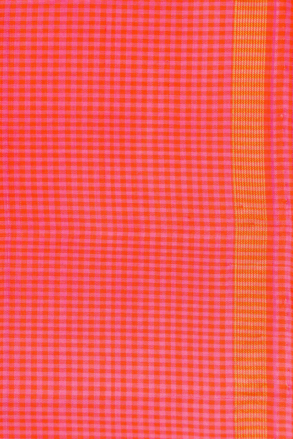 Border image of Golden Peach Dual Tone Kanchipuram Silk Saree with Checked design on the body and Thin Zari Line. 