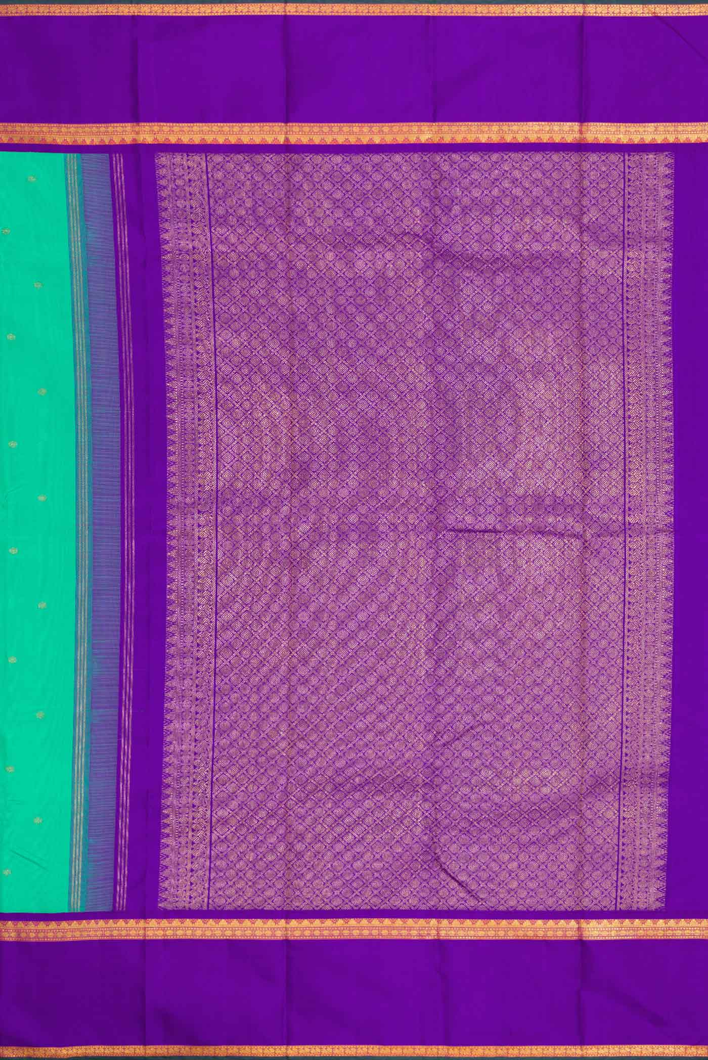 Close up image of the pallu of Sea Green Dual Tone Kanjivaram Silk Saree with Zari Butta on the body and Zari Border. 