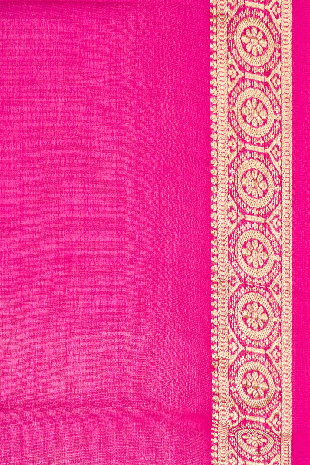 Border image of Dark Pink Dual Tone Mysore Georgette Saree with Plain Body and Zari Border. 