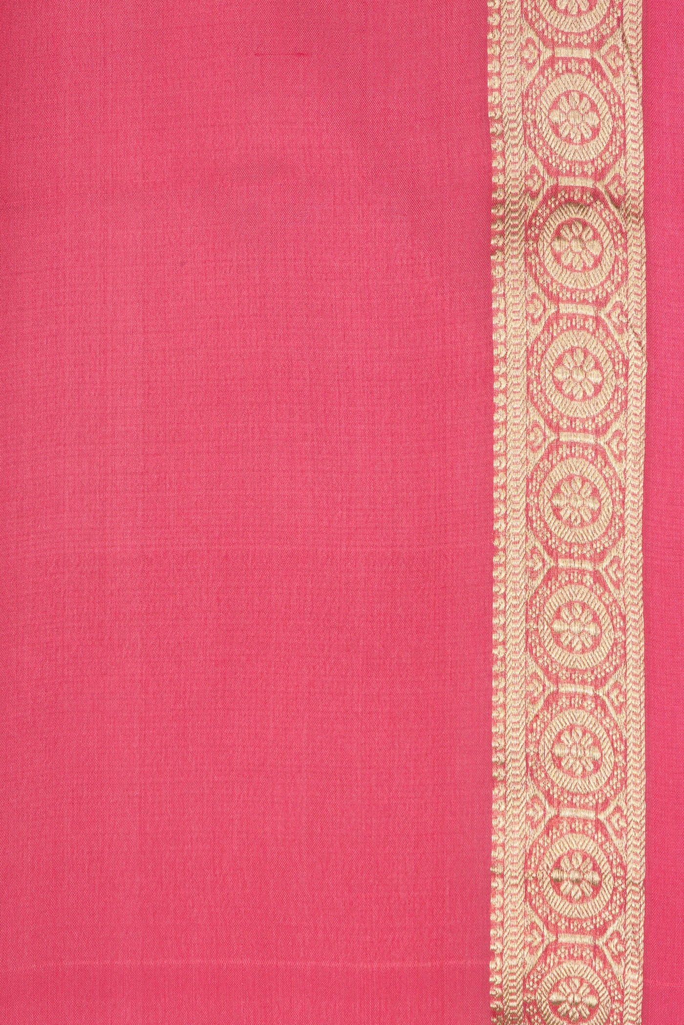 Border image of Pink Dual Tone Georgette Saree with Plain Body and Zari Border. 