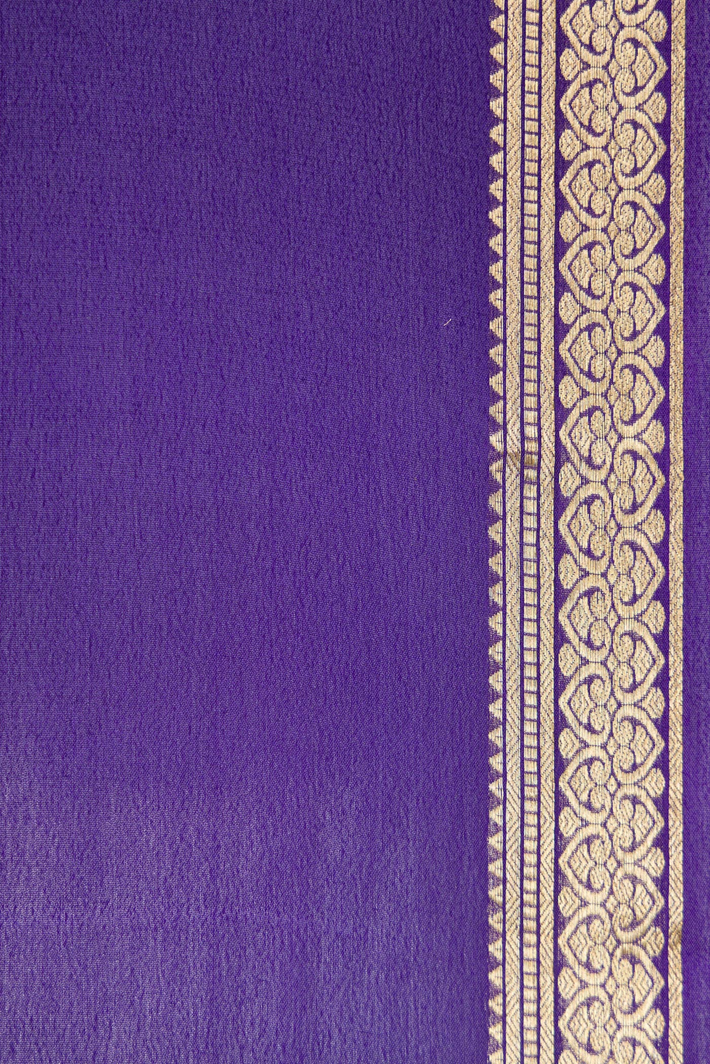 Border image of Navy Blue Dual Tone Mysore Georgette Saree with Plain Body and Zari Border. 