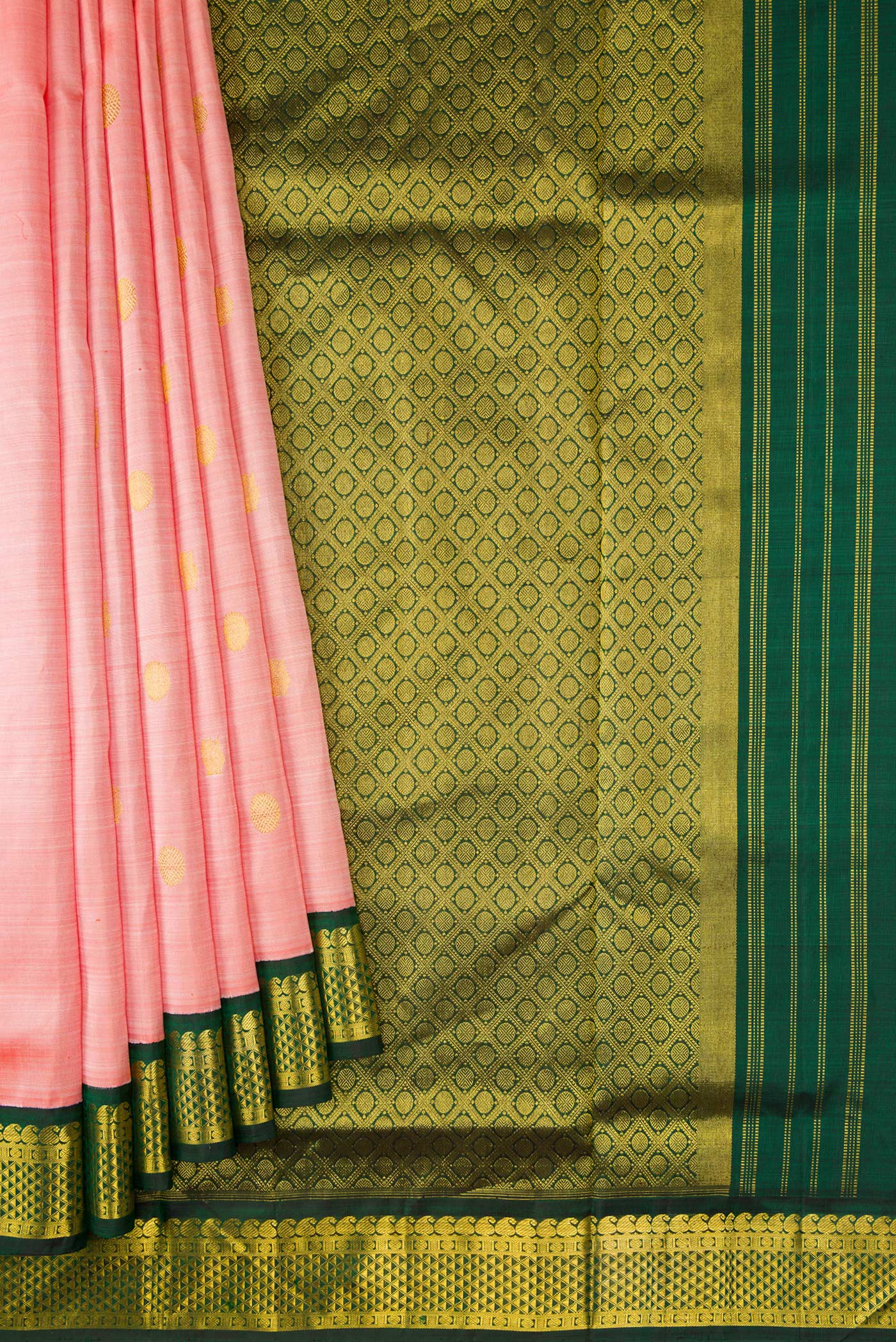 Pleats and pallu of Pure Silk Pure Zari Peach Dual Tone Kanchipuram Nine Yards Saree with Zari Butta on the body and Zari Border. 