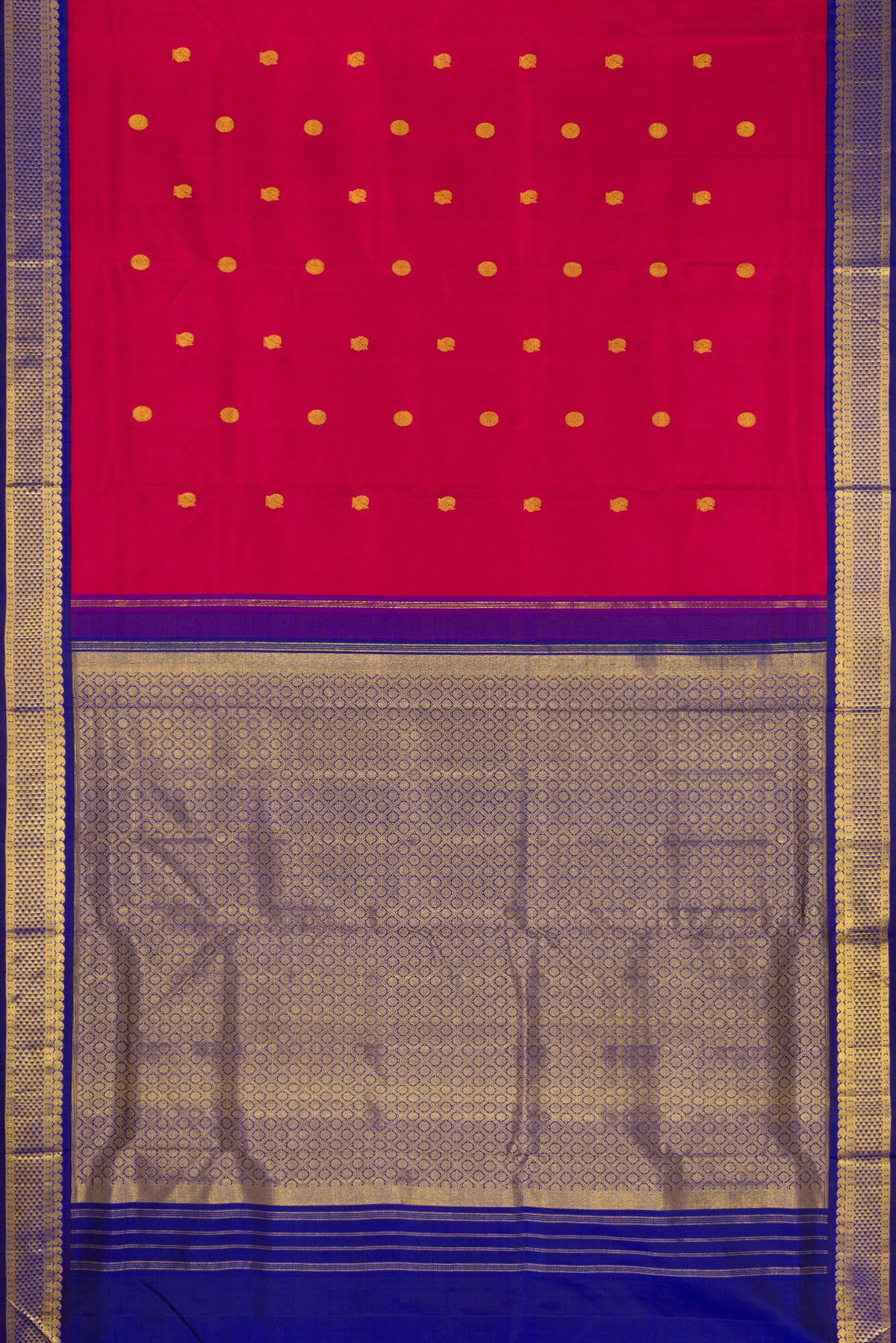 Flat view of Maroon Dual Tone Kanchipuram Silk Nine Yards Saree with Zari Butta on the body and Zari Border. 