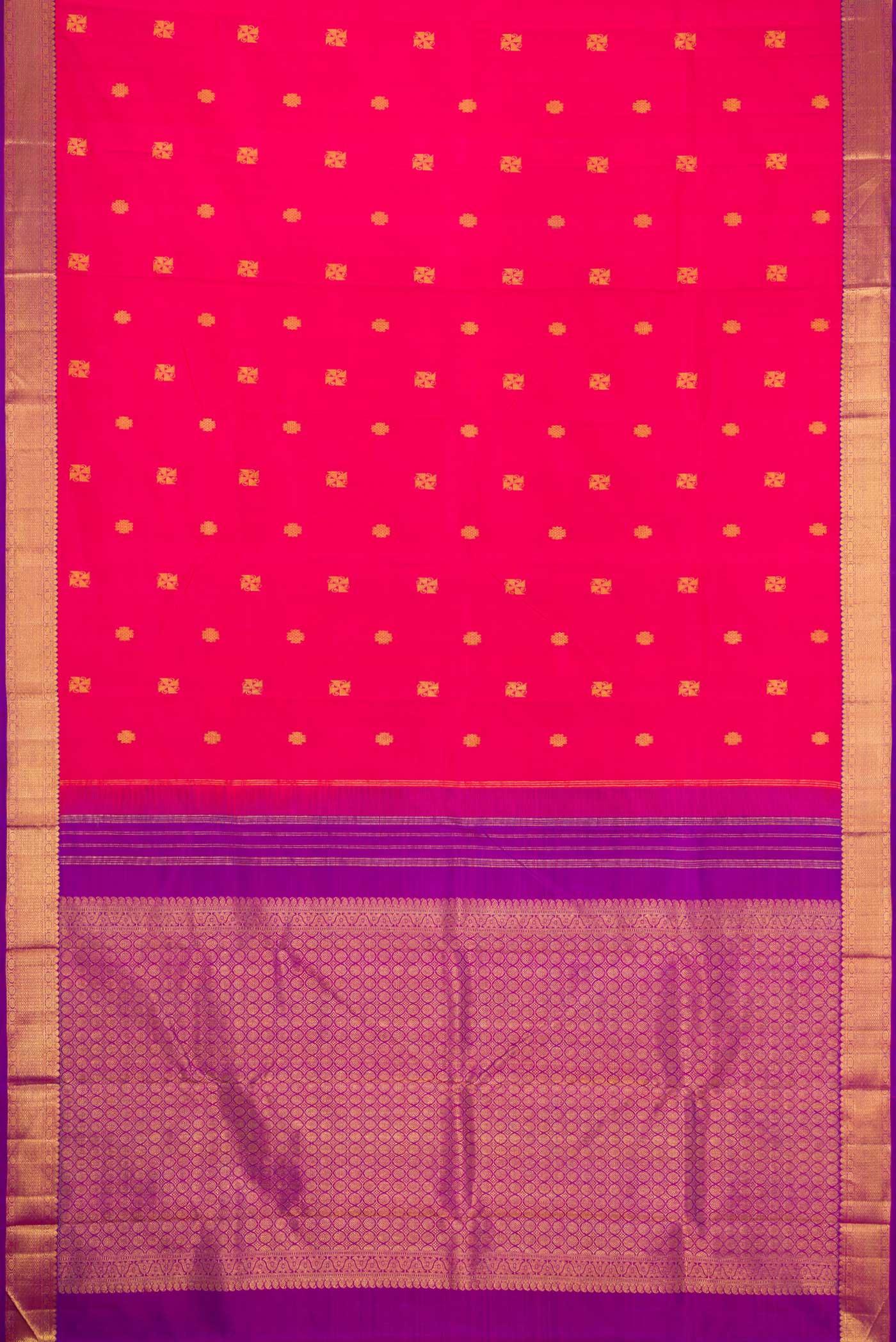 Flat view of Pink Dual Tone Kanchipuram Silk Saree with Zari Butta on the body and Zari Border. 