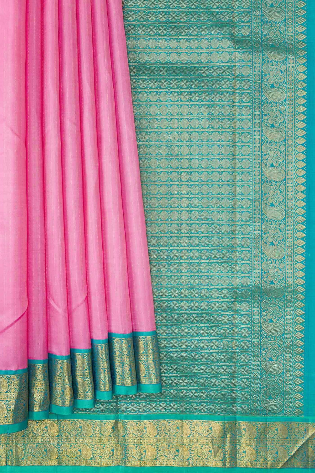 Pleats and pallu of Pink Dual Tone Kanjivaram Silk Saree with Stripes on the body and Zari Border. 