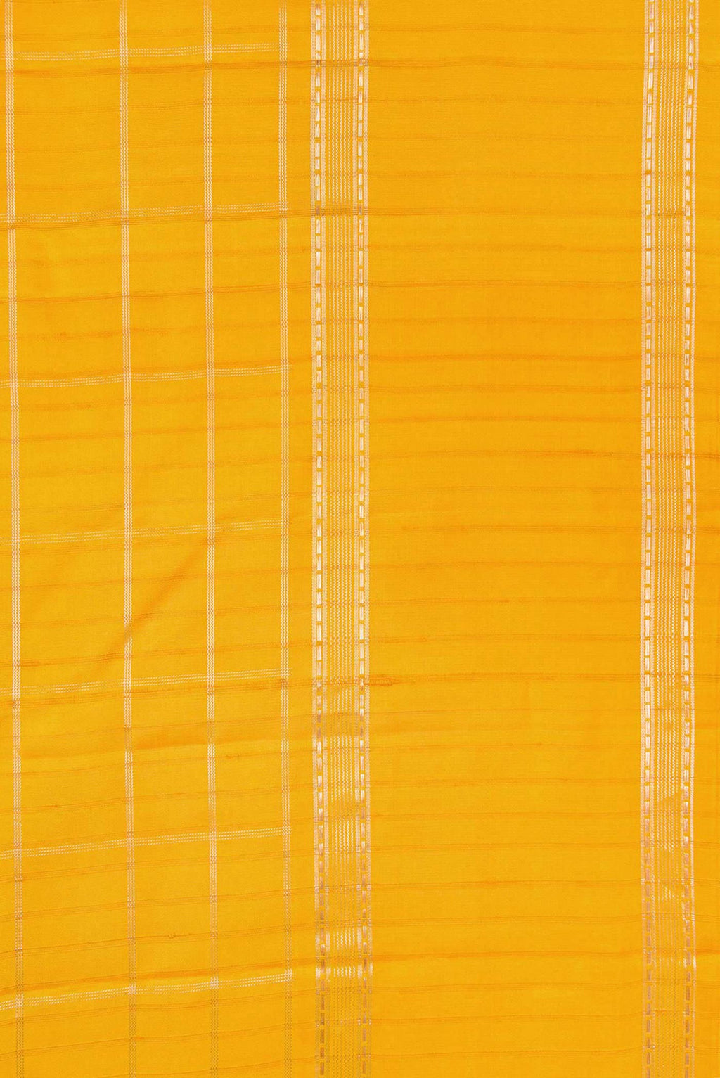 Border image of Mustard Dual Tone Kanchipuram Silk Saree with Checked design on the body and Zari Border. 