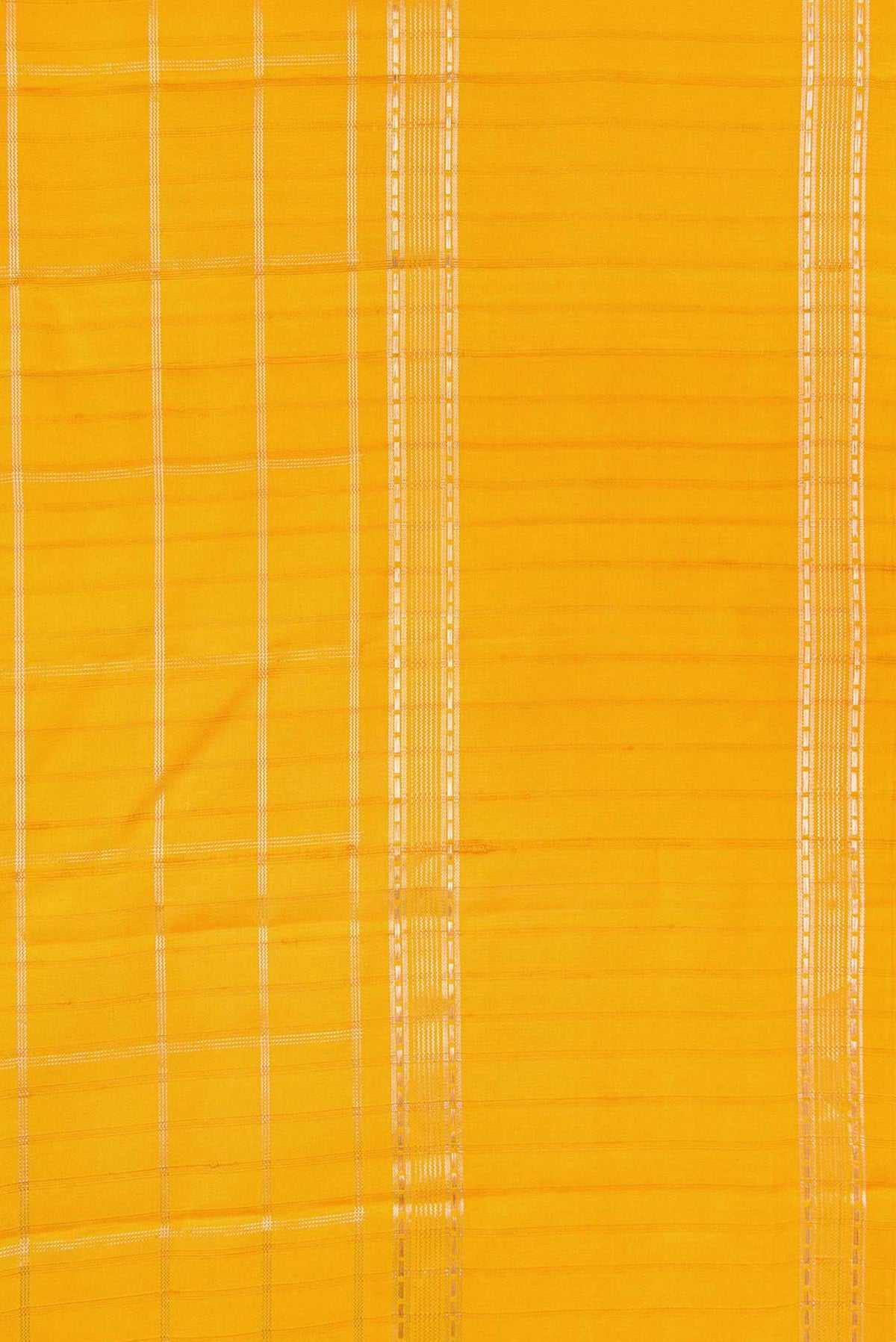 Border image of Mustard Dual Tone Kanchipuram Silk Saree with Checked design on the body and Zari Border. 