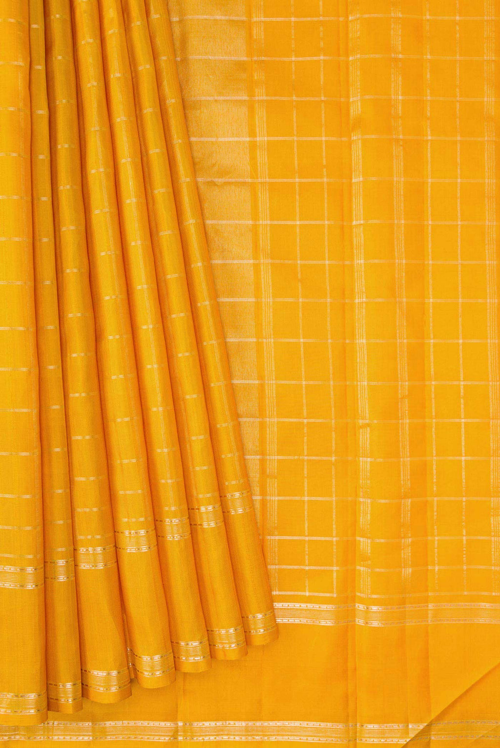 Pleats and pallu of Mustard Dual Tone Kanchipuram Silk Saree with Checked design on the body and Zari Border. 