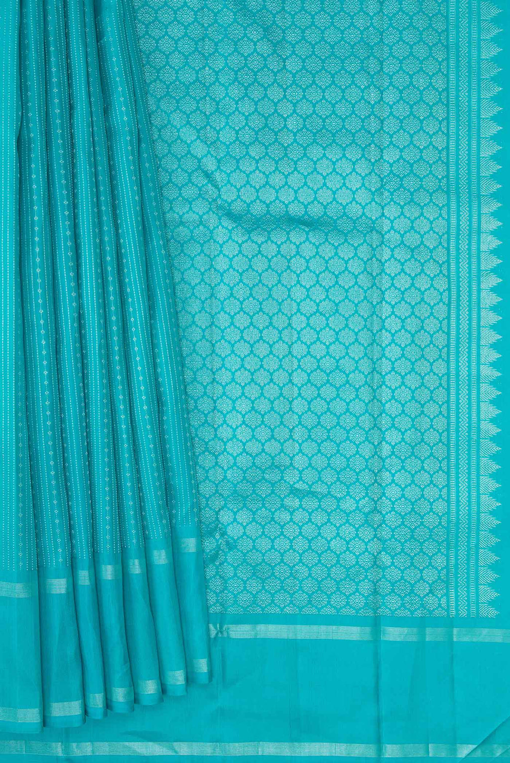 Pleats and pallu of Light Blue Dual Tone Kanchipuram Silk Saree with Stripes on the body and Zari Border