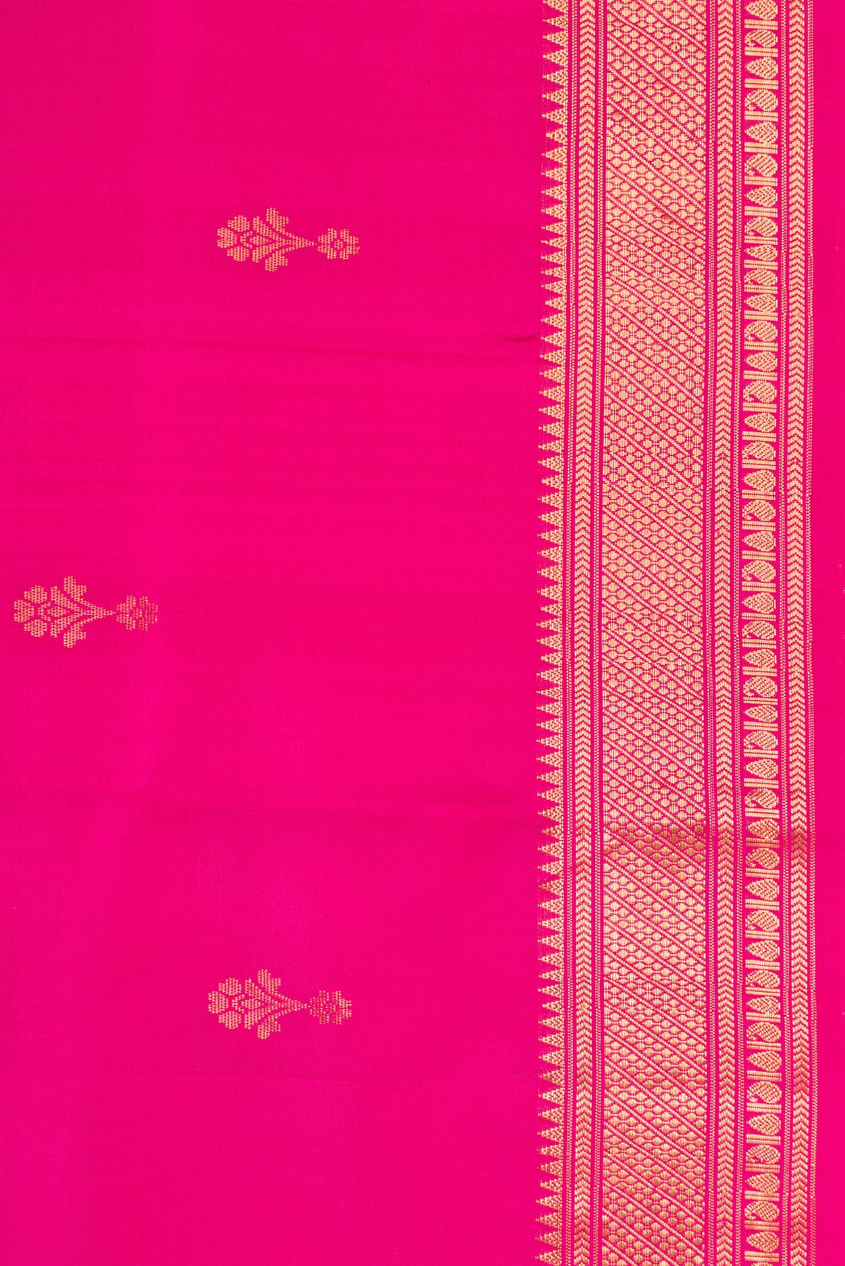 Border image of Pink Dual Tone Soft Silk Saree with Zari Butta on the body and Zari Border. 