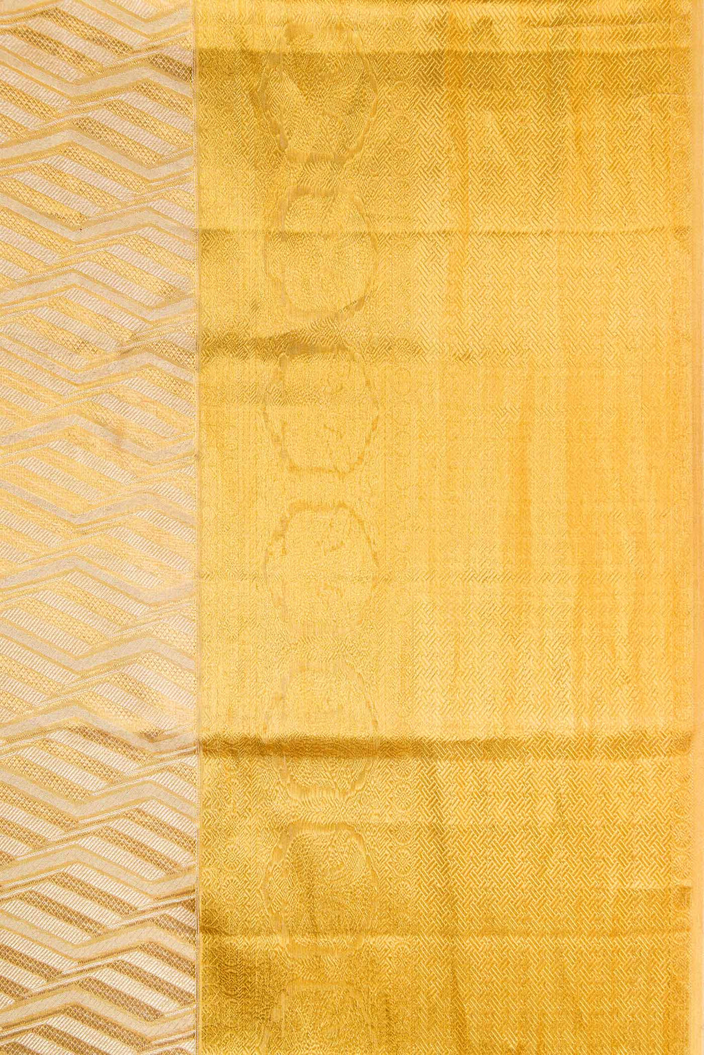 Border image of Gold Dual Tone Kanjivaram Tissue Silk Saree with Zari Brocade on the body and Zari Border. 