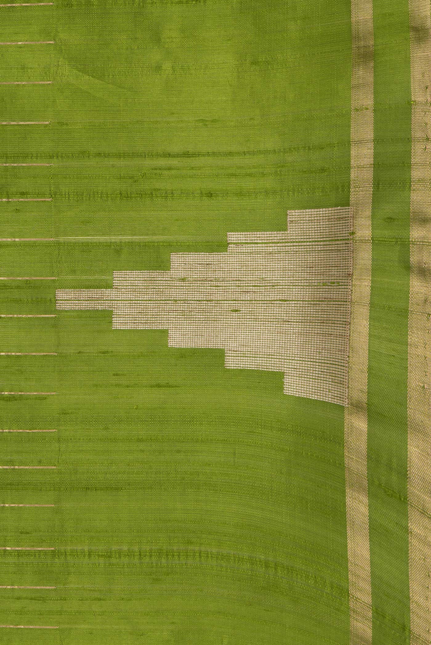 Border image of Green Dual Tone Raw Silk Saree with Stripes on the body and Temple Border. 