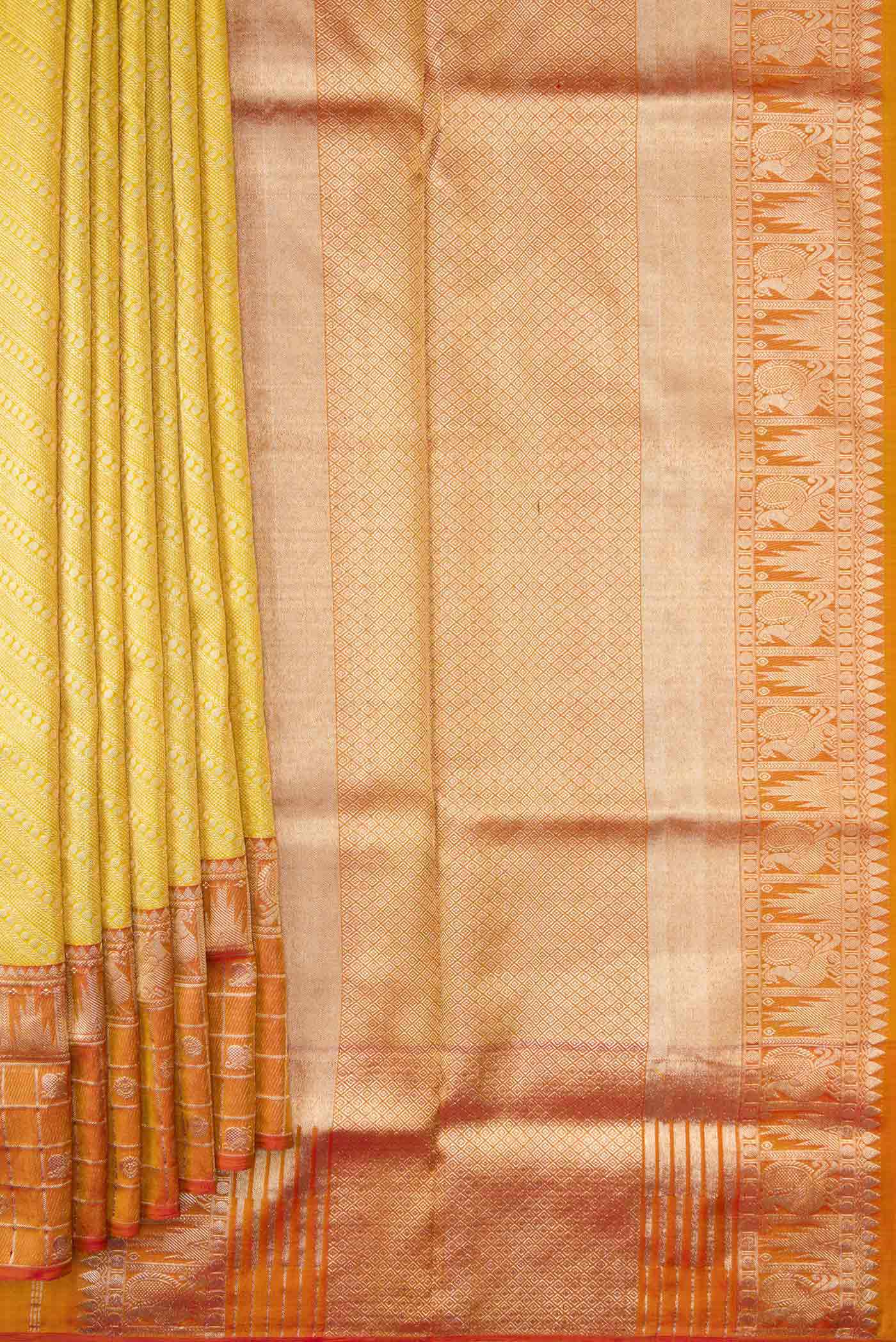 Pleats and pallu of Yellow Dual Tone Kanjivaram Tissue Silk Saree with Zari Brocade on the body and Zari Border. 