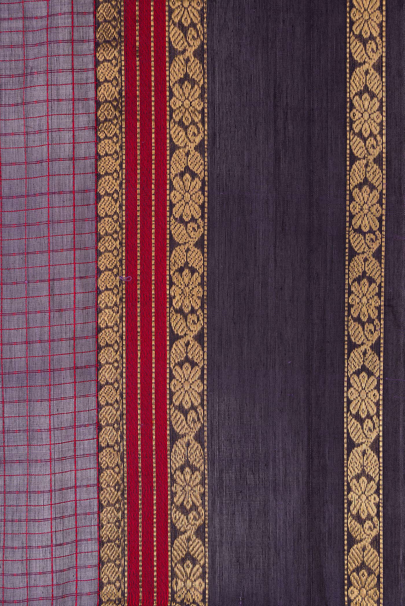 Border image of Violet Dual Tone Silk Cotton Saree with Checked design on the body and Zari Border. 