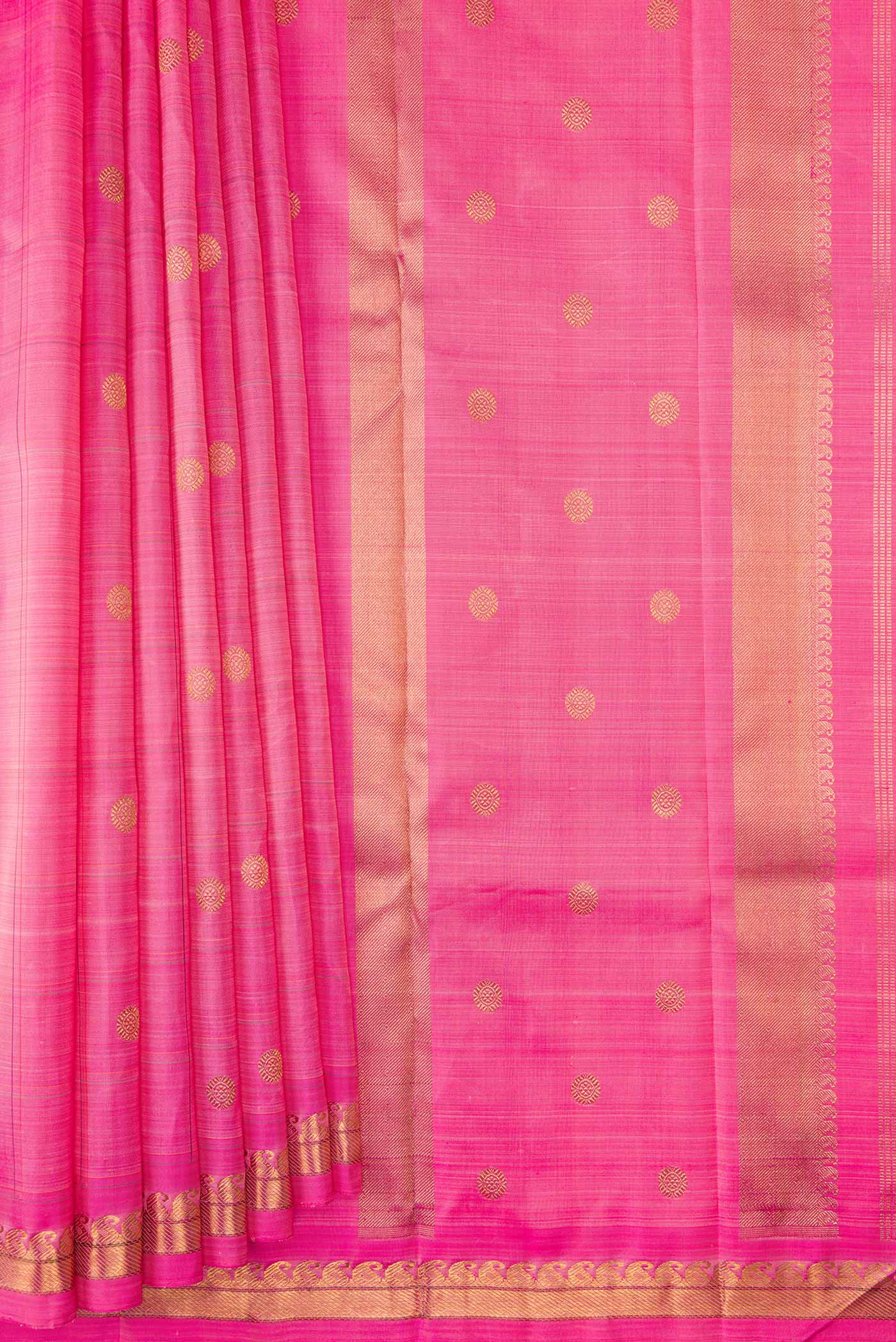 Pleats and pallu of Pure Silk Pure Zari Pink Dual Tone Kanchipuram Saree with Checked design on the body and Zari Border. 