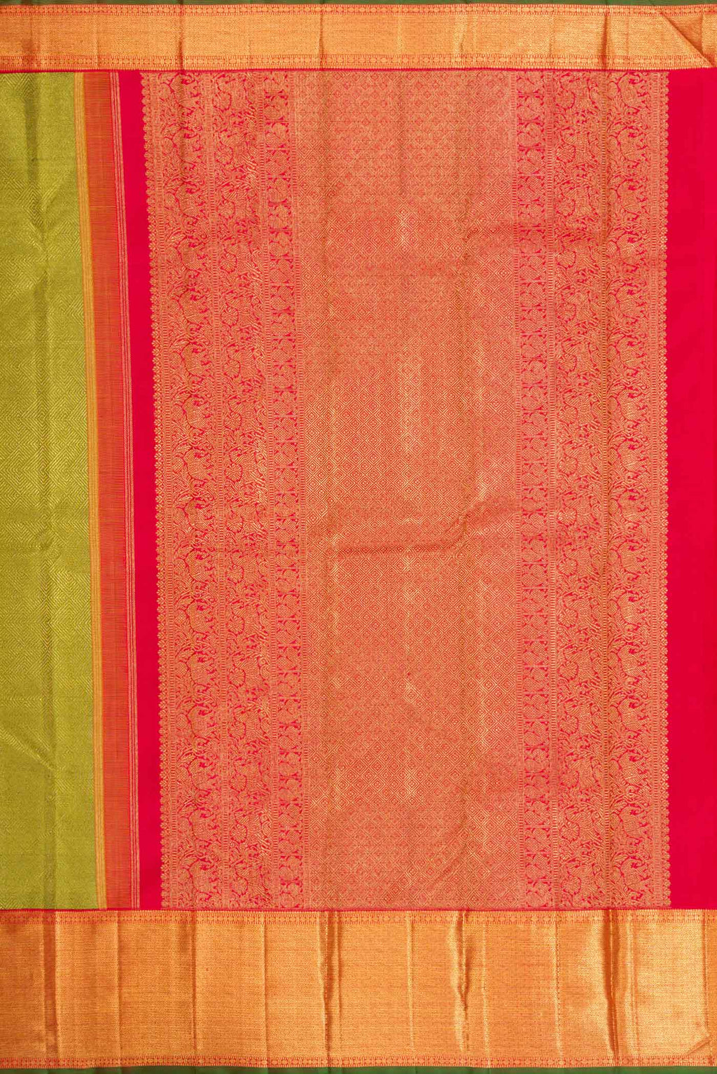 Close up image of the pallu of Pure Silk Pure Zari Green Dual Tone Kanchipuram Saree with Zari Brocade on the body and Zari Border