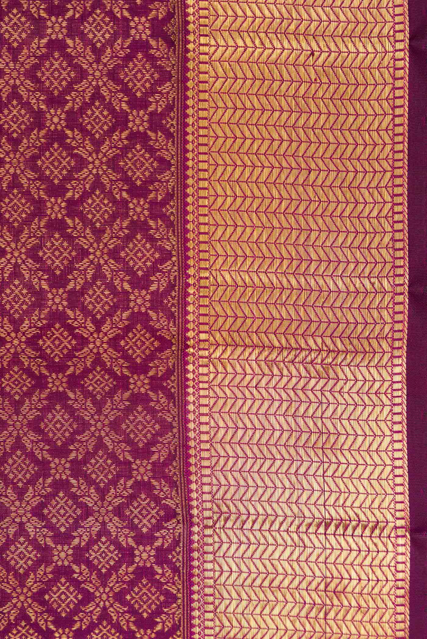 Border image of Magenta Dual Tone Kanchipuram Silk Saree with Zari Brocade on the body and Zari Border