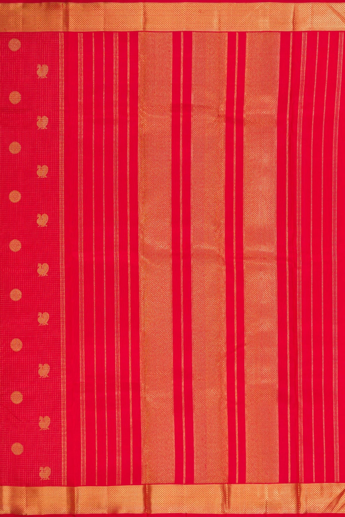 Close up image of the pallu of Pure Silk Pure Zari Dark Pink Dual Tone Kanjivaram Saree with Zari Butta on the body and Zari Border. 