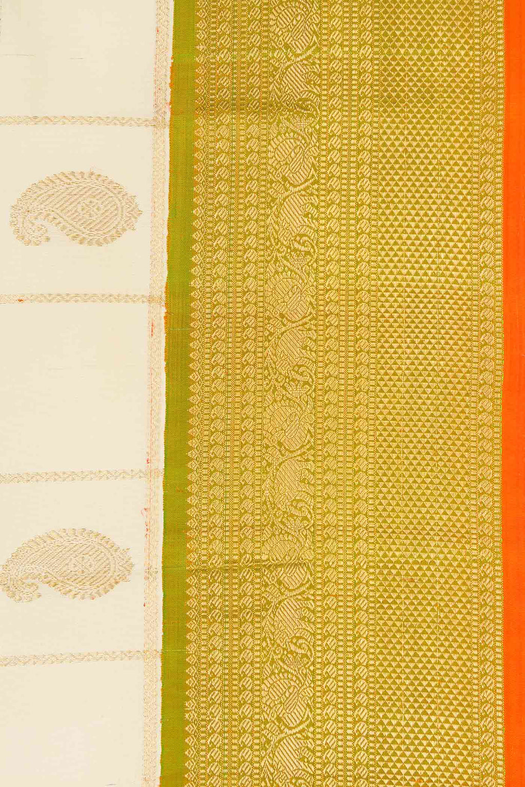 Border image of Pure Silk Pure Zari Sandal Dual Tone Kanchipuram Saree with Checked design on the body and Zari Border
