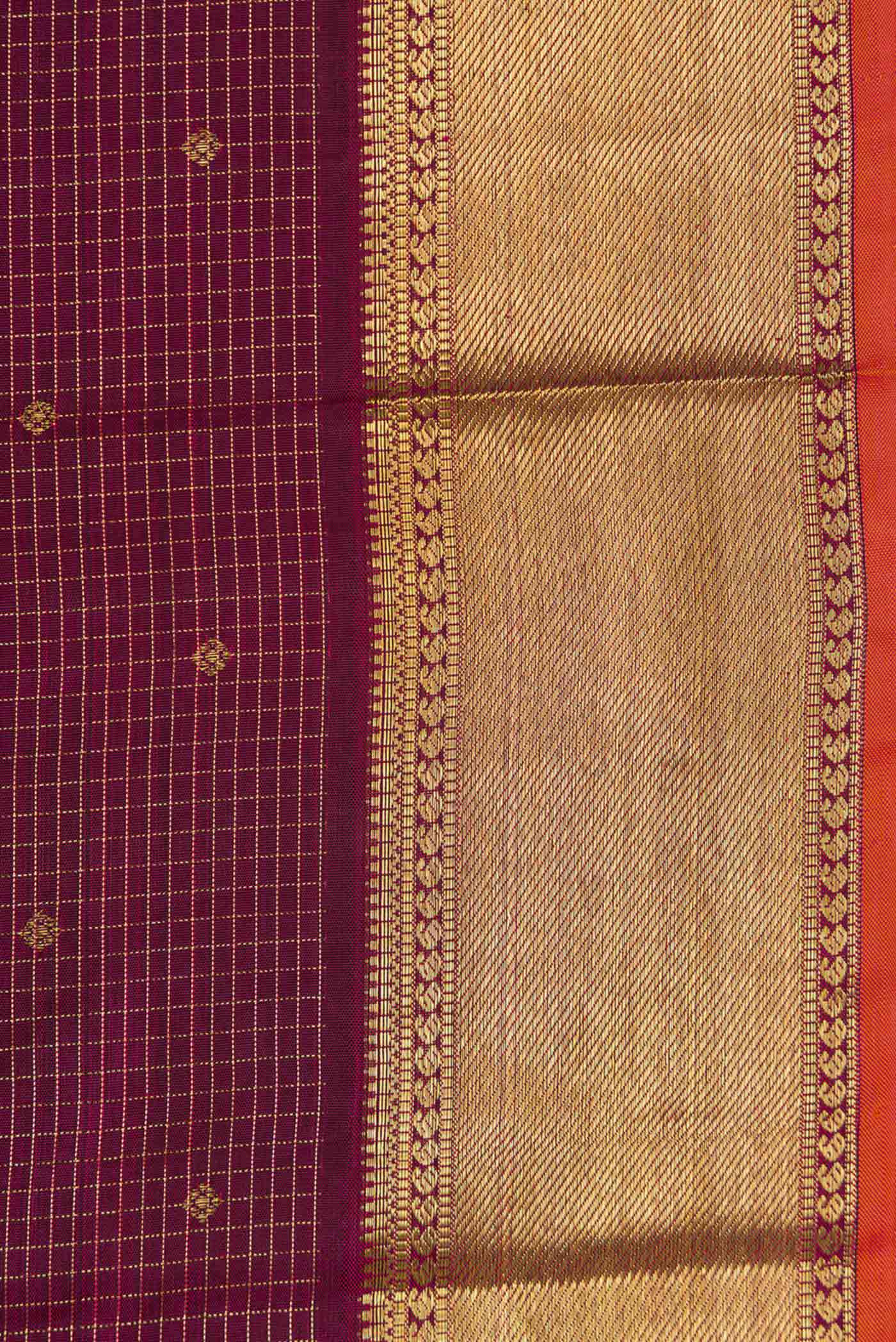 Border image of Pure Silk Pure Zari Maroon Dual Tone Kanchipuram Saree with Zari Butta on the body and Zari Border