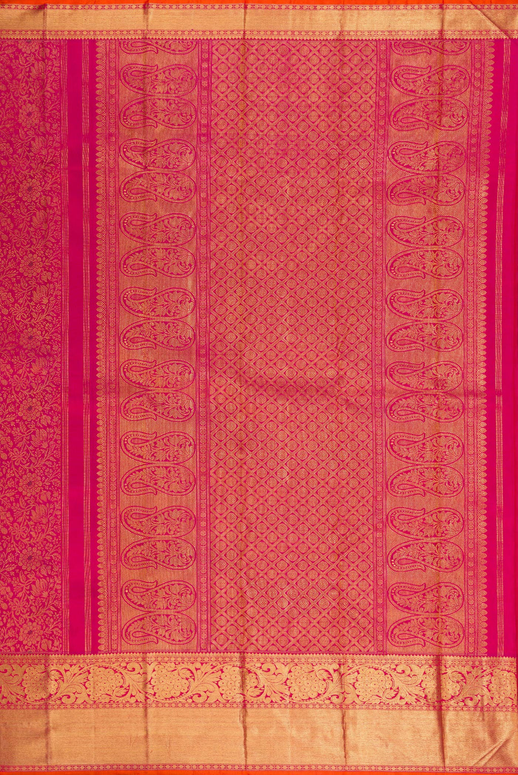 Close up image of the pallu of Pure Silk Pure Zari Pink Dual Tone Kanjivaram Saree with Zari Brocade on the body and Zari Border. 