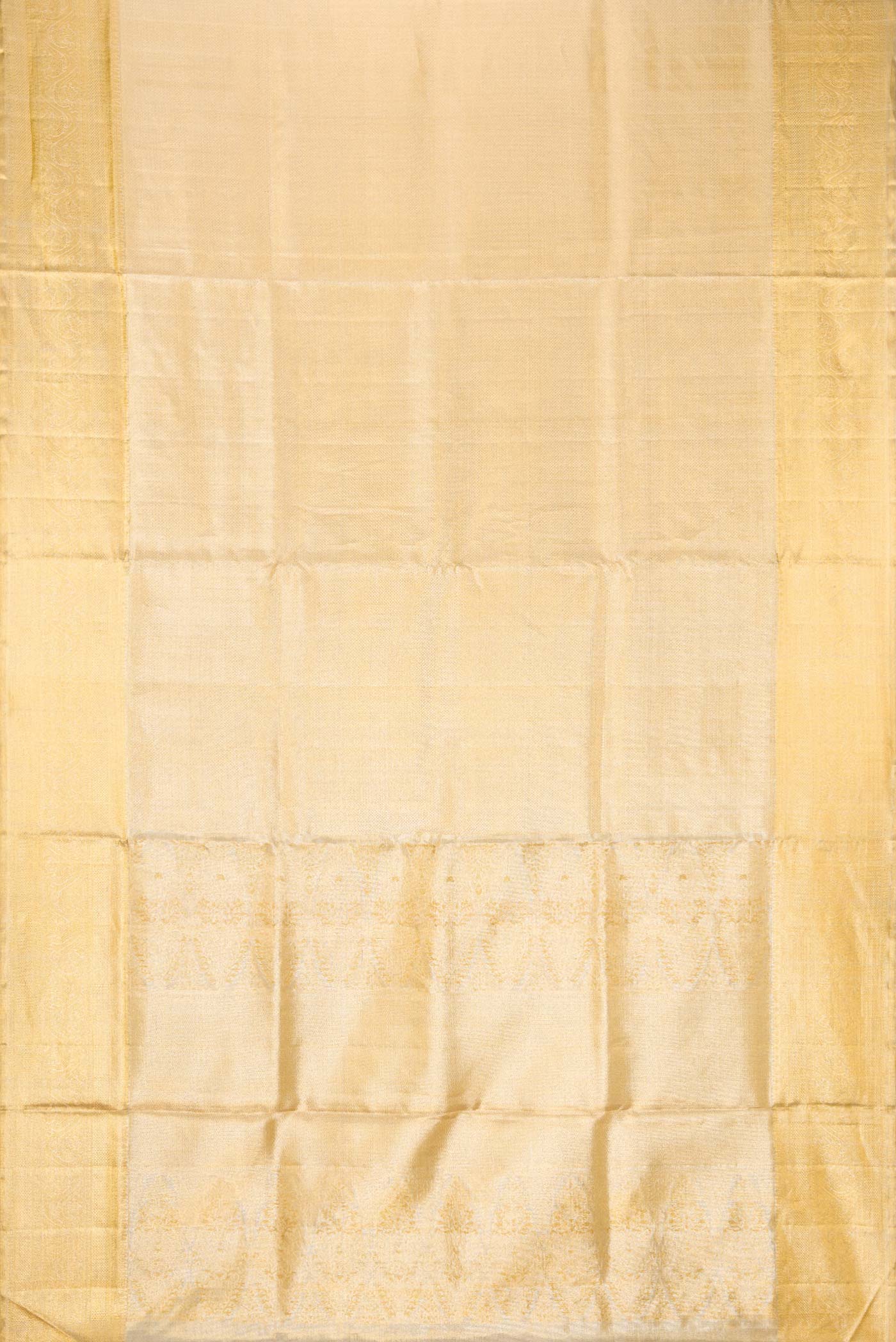 Flat view of Gold Dual Tone Kanjivaram Tissue Silk Saree with Zari Brocade on the body and Zari Border. 