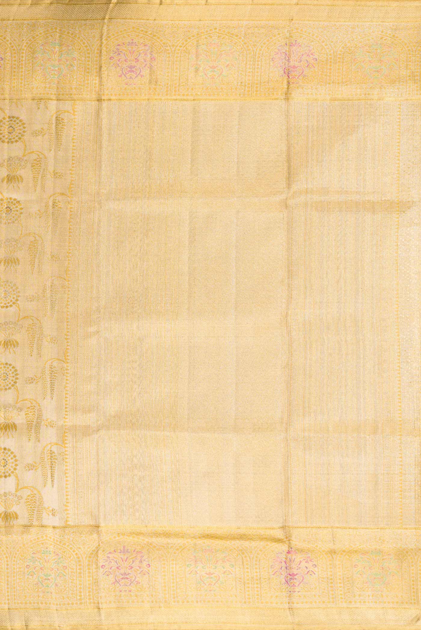 Close up image of the pallu of Gold Dual Tone Kanjivaram Tissue Silk Saree with Zari Brocade on the body and Fancy Border. 