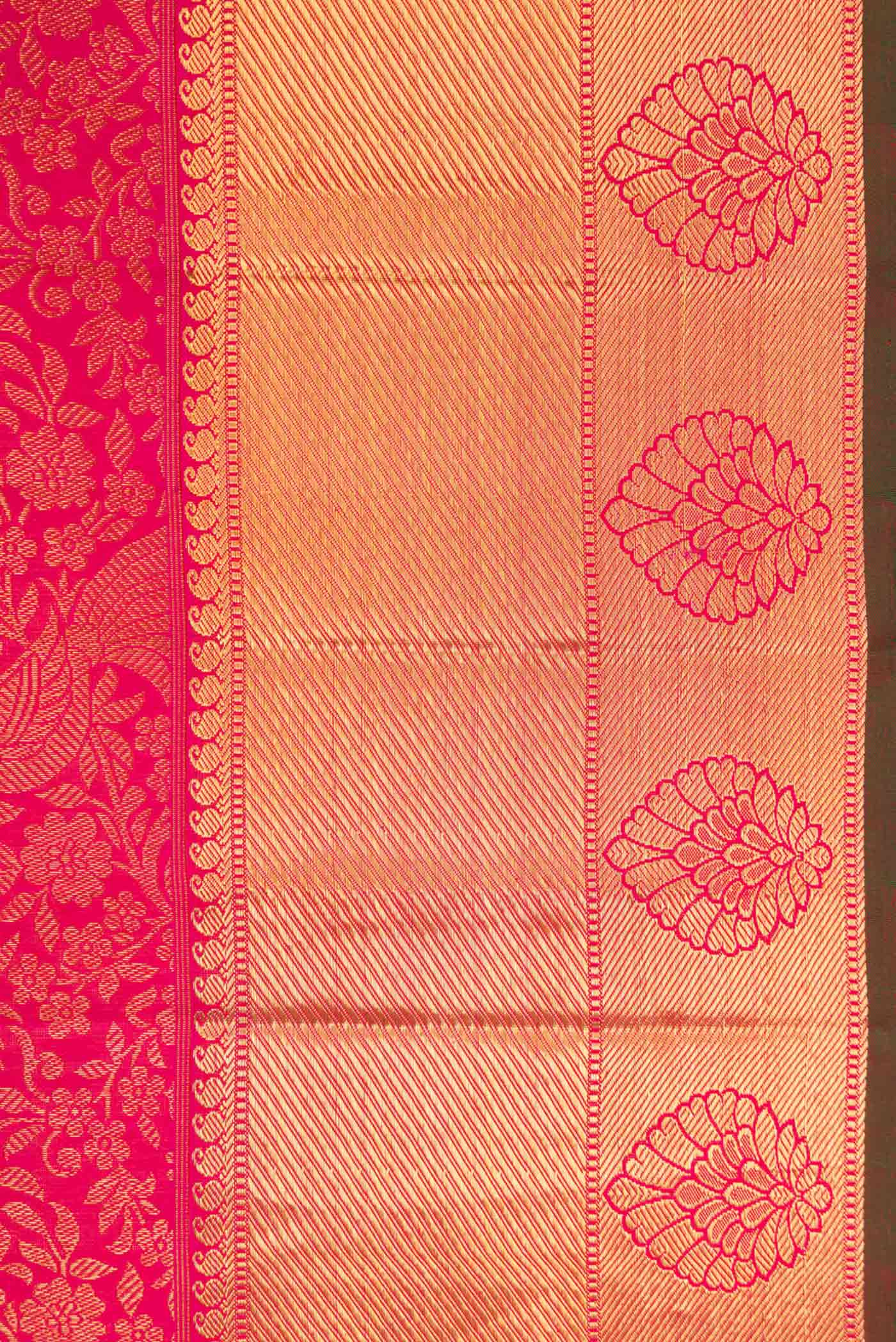 Border image of Pure Silk Pure Zari Pink Dual Tone Kanjivaram Saree with Zari Brocade on the body and Zari Border. 