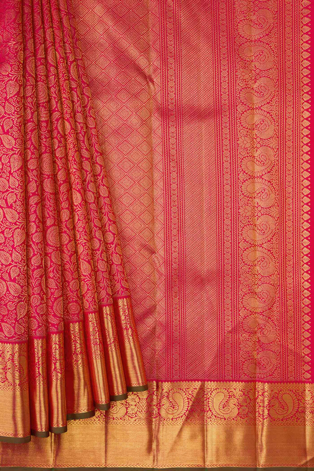 Pleats and pallu of Pure Silk Pure Zari Dark Pink Dual Tone Kanchipuram Saree with Zari Brocade on the body and Zari Border