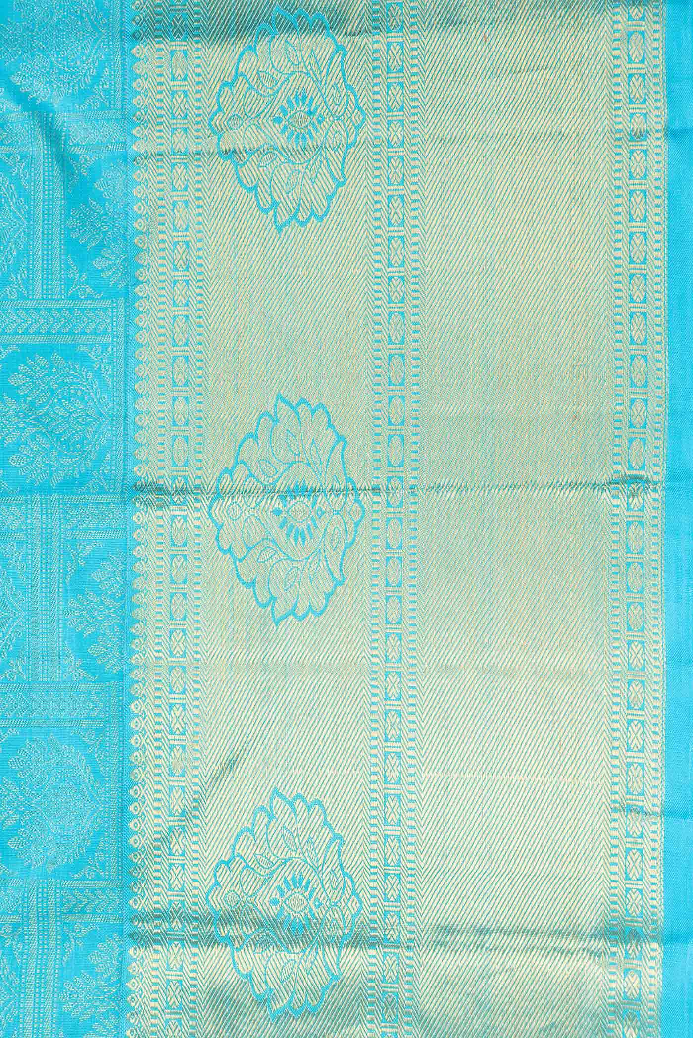Border image of Pure Silk Pure Zari Sky Blue Dual Tone Kanchipuram Saree with Zari Brocade on the body and Zari Border