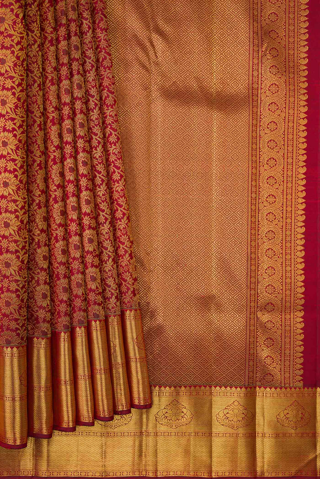Pleats and pallu of Pure Silk Pure Zari Maroon Dual Tone Kanchipuram Saree with Zari Brocade on the body and Zari Border