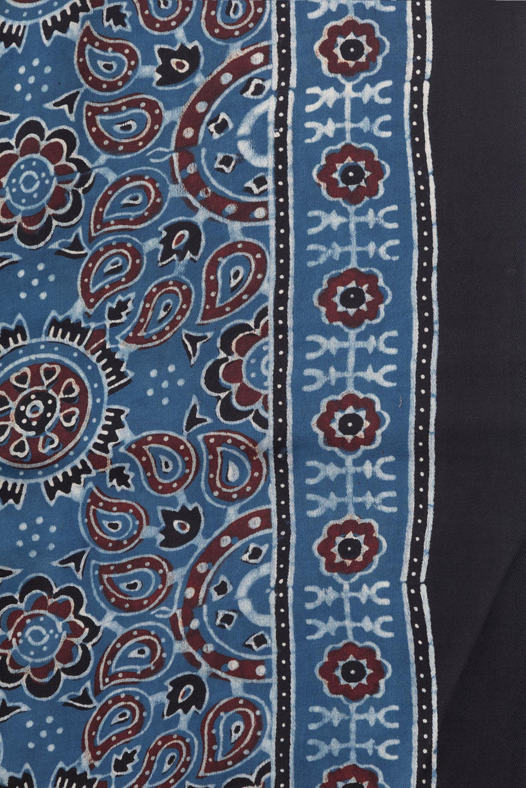 Border image of Grey Dual Tone Crepe Saree with Ajrakh Print on the body and Printed Border. 