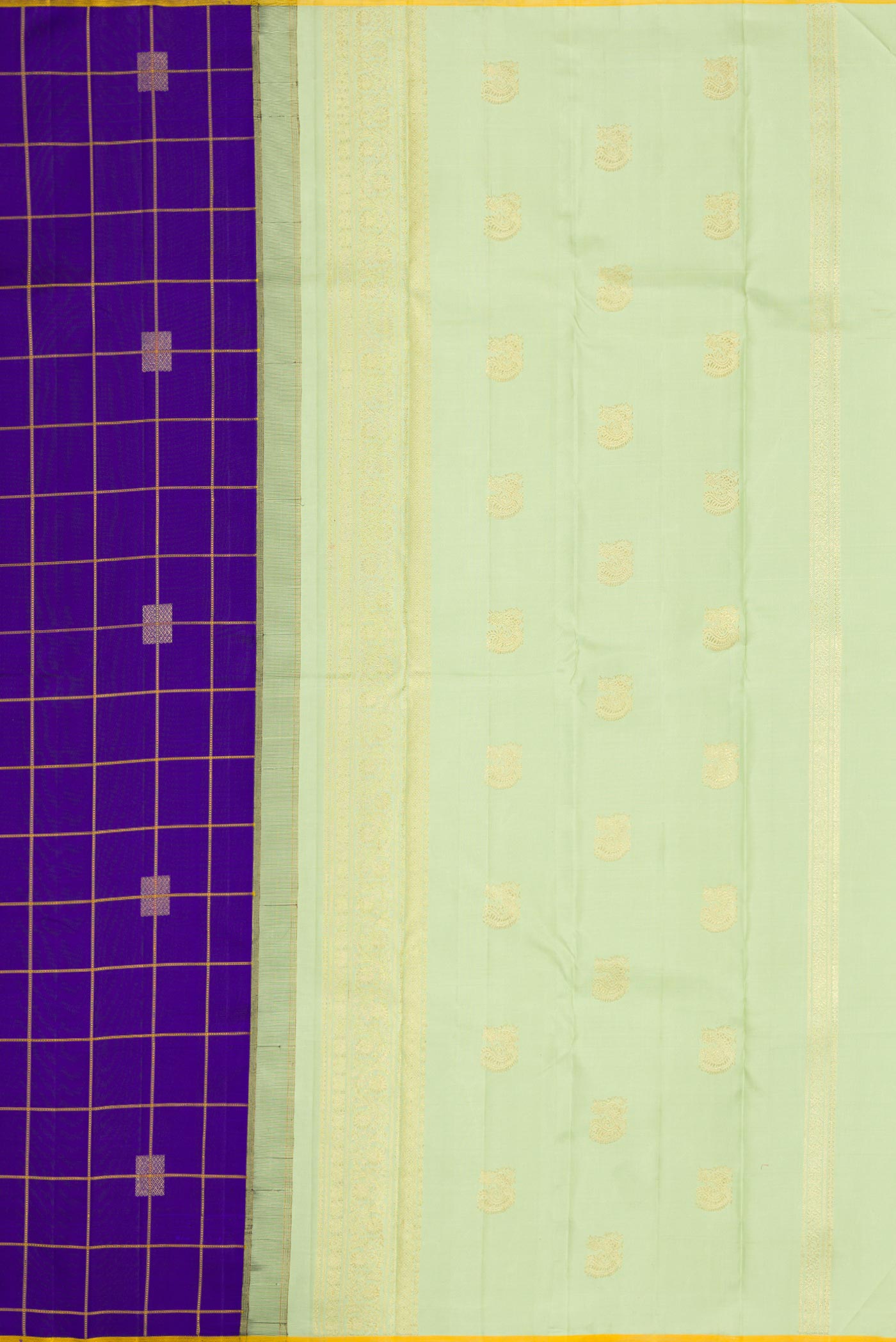 Close up image of the pallu of Royal Blue Dual Tone Kanchipuram Silk Saree with Checked design on the body and Thin Zari Line