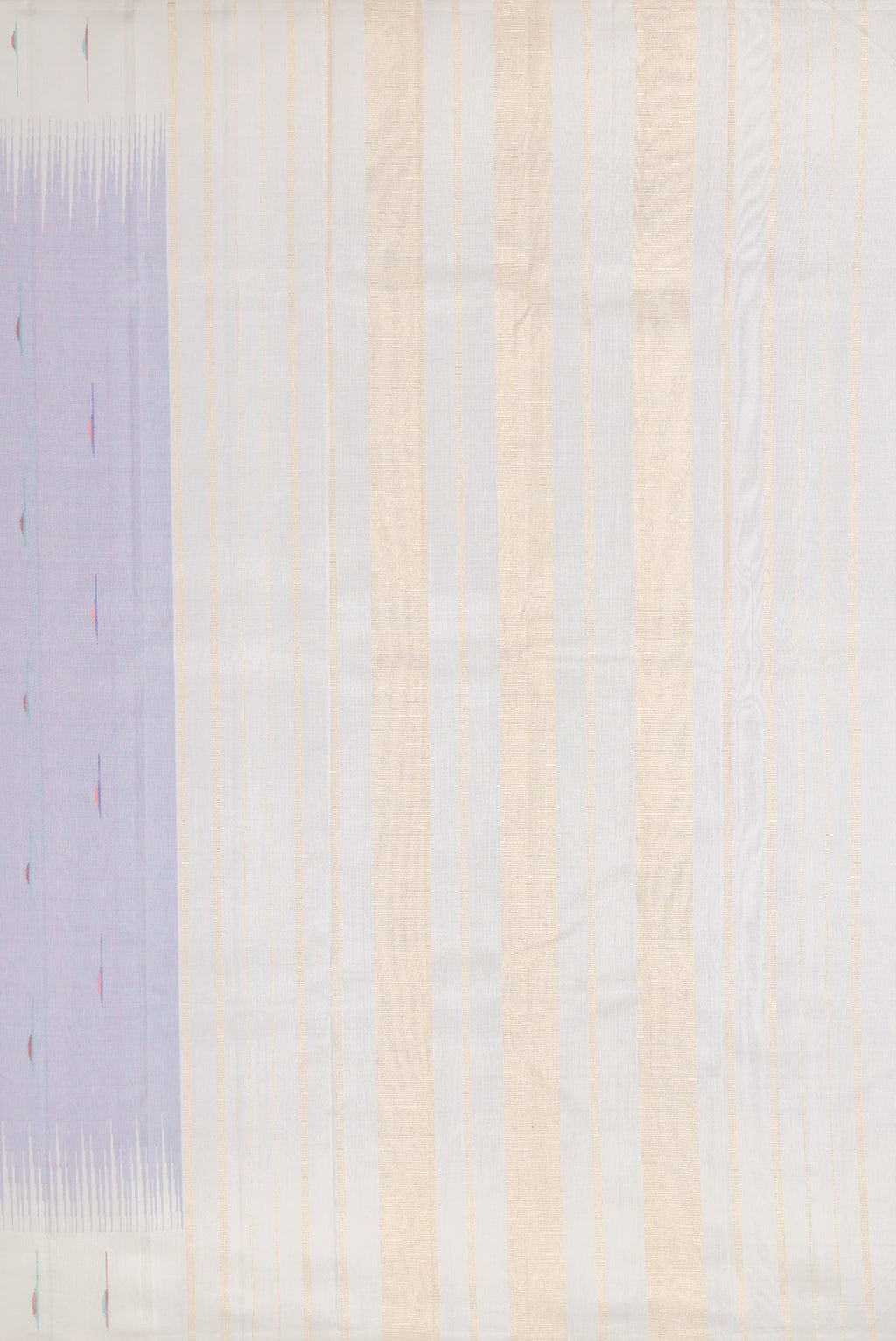 Close up image of the pallu of Pure Silk Pure Zari Lavender Dual Tone Kanjivaram Saree with Thread Butta on the body and Thread Border. 
