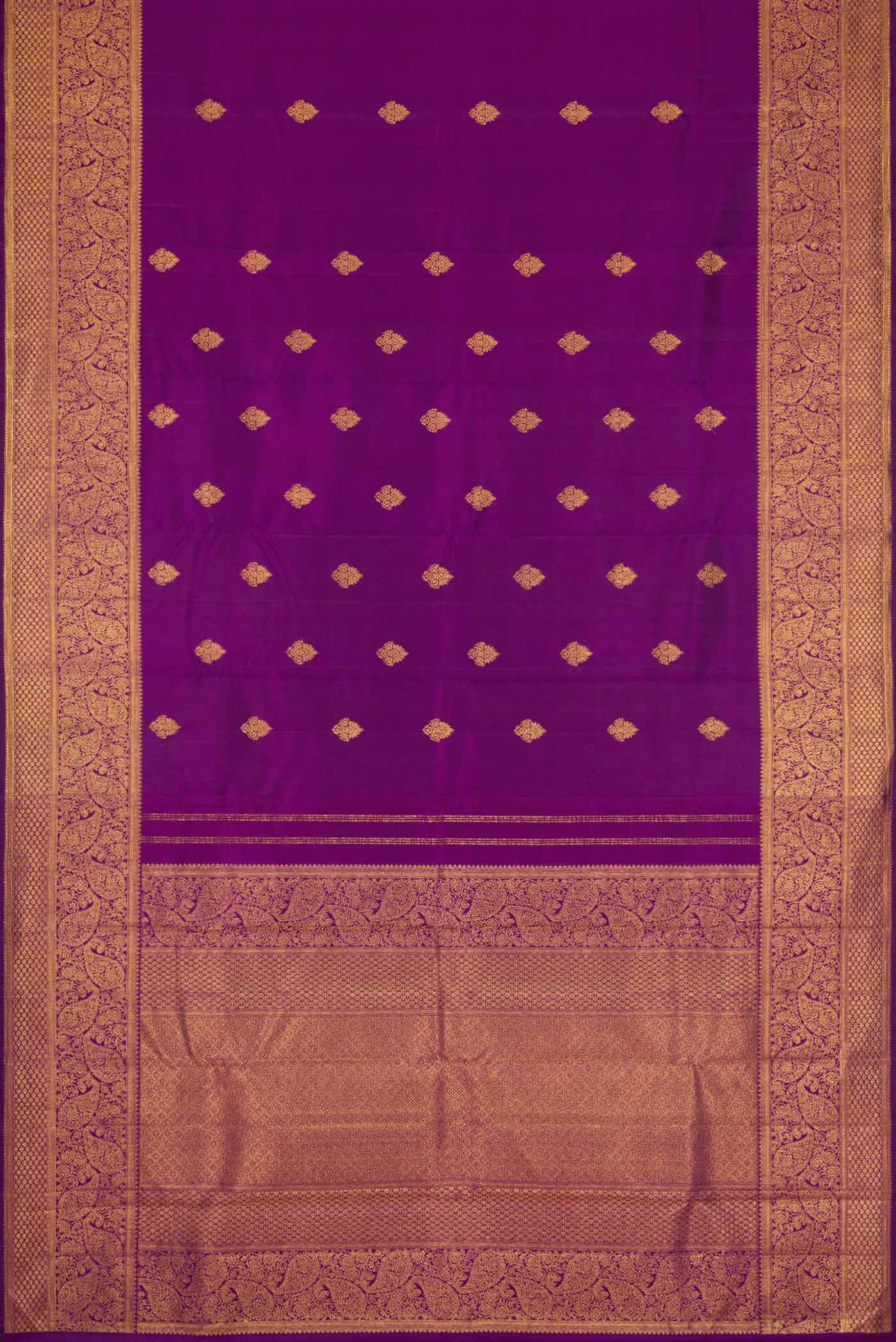 Flat view of Purple Dual Tone Kanchipuram Silk Saree with Zari Butta on the body and Zari Border