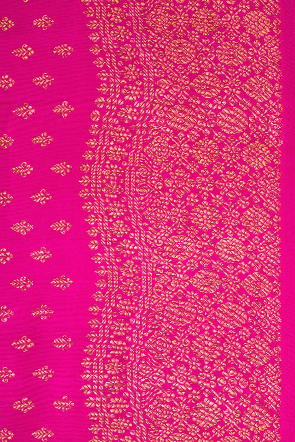 Border image of Pure Silk Pure Zari Pink Dual Tone Kanjivaram Saree with Zari Butta on the body and Zari Border. 