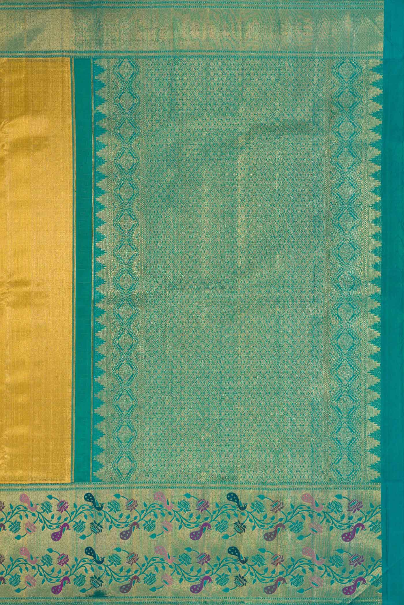 Close up image of the pallu of Gold Dual Tone Kanjivaram Tissue Silk Saree with Zari Brocade on the body and Zari And Thread Border. 