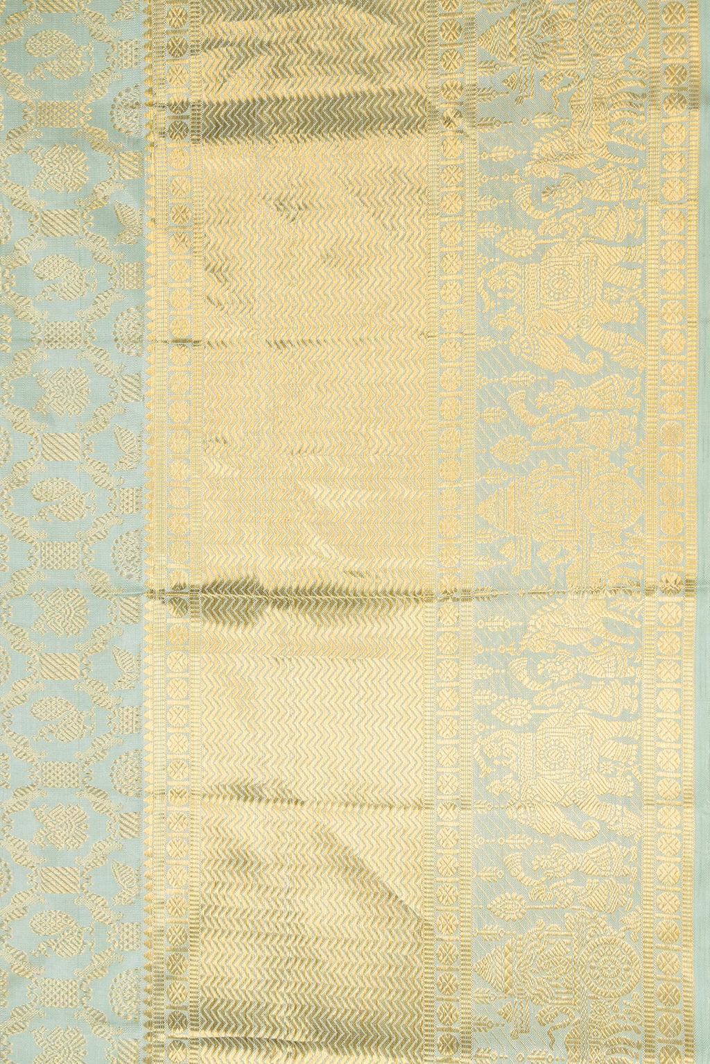 Border image of Pista Green Dual Tone Kanchipuram Silk Saree with Zari Brocade on the body and Zari Border. 