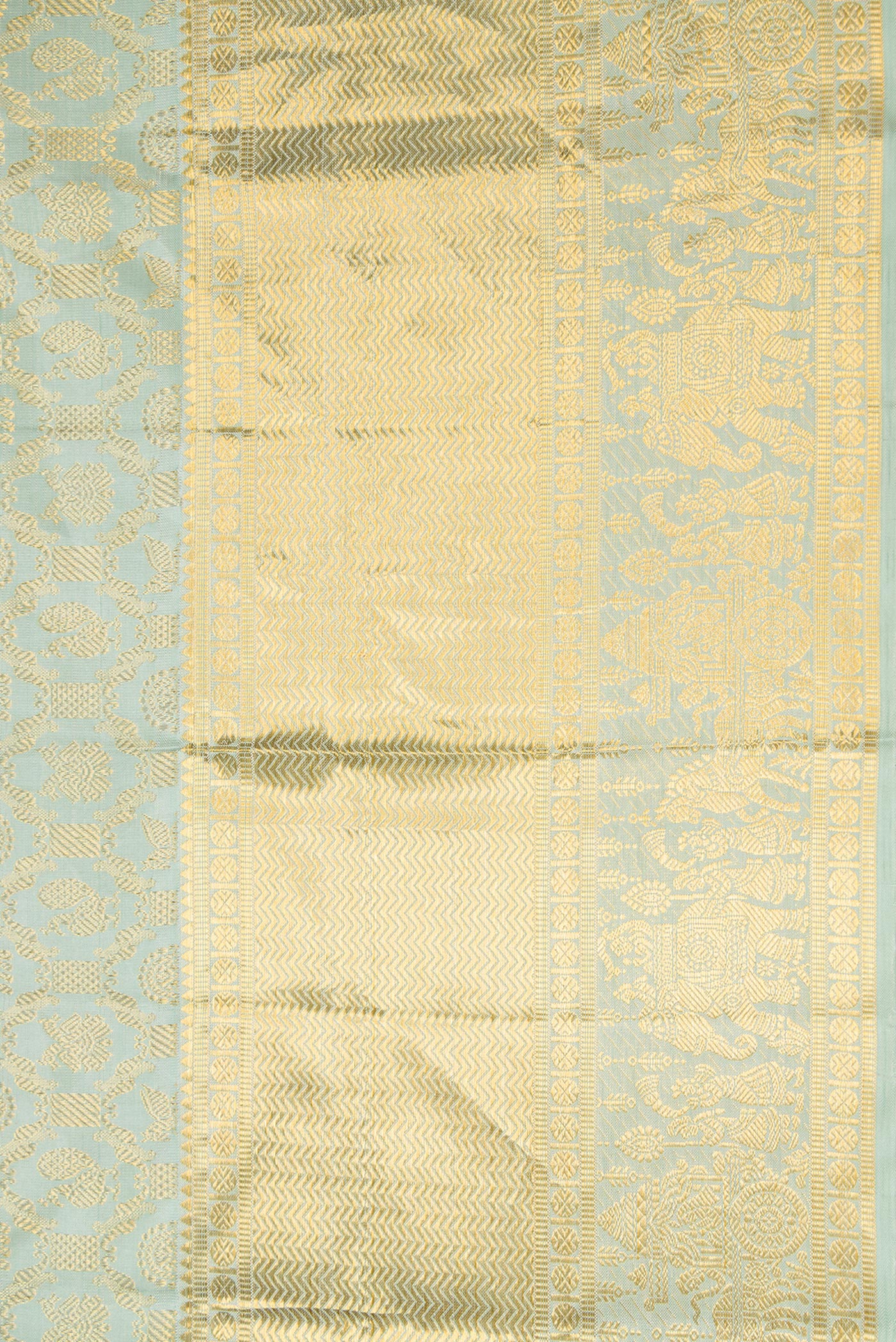 Border image of Pista Green Dual Tone Kanchipuram Silk Saree with Zari Brocade on the body and Zari Border. 