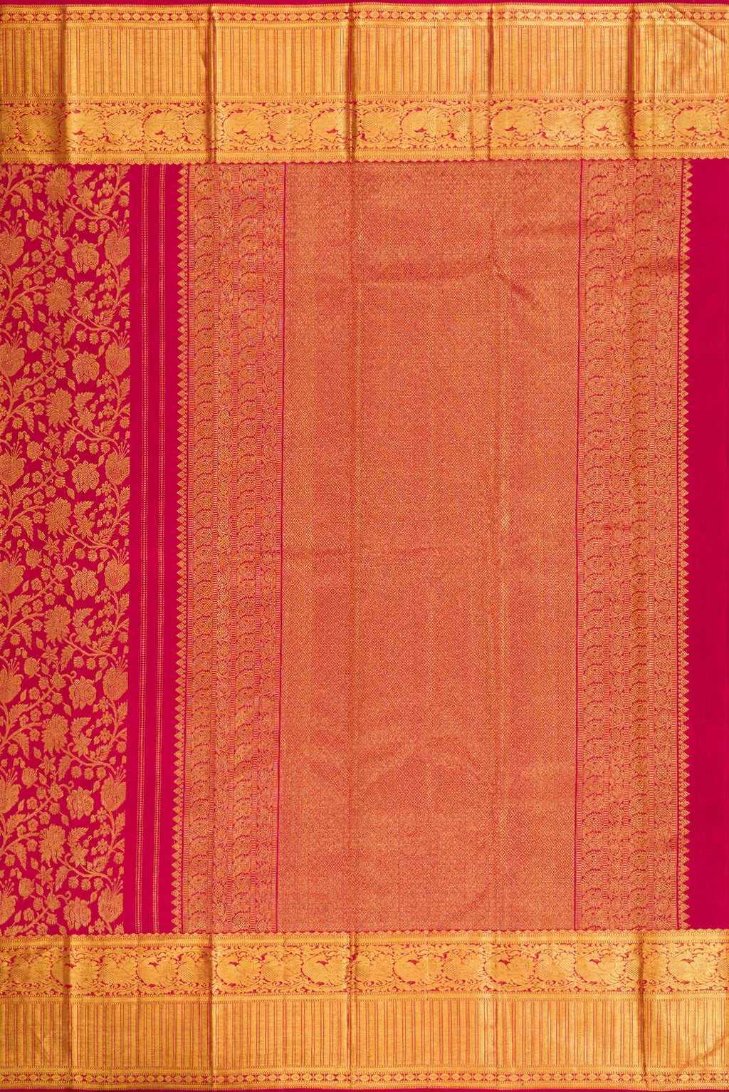Close up image of the pallu of Maroon Dual Tone Kanchipuram Silk Saree with Zari Brocade on the body and Zari Border. 