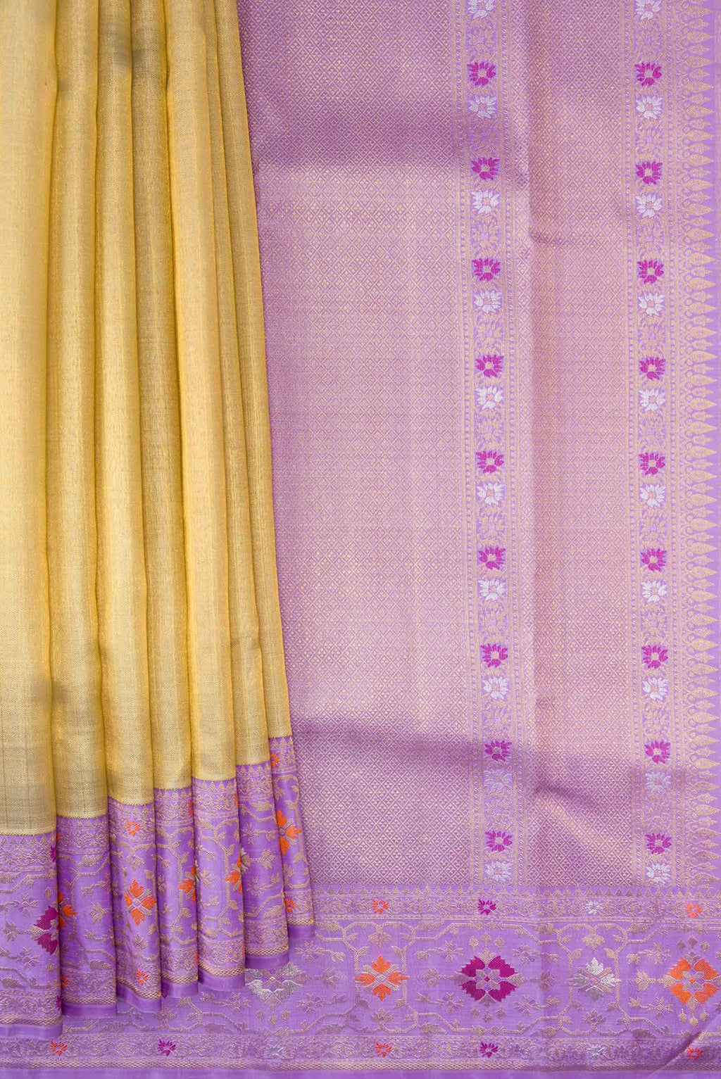 Pleats and pallu of Gold Dual Tone Kanjivaram Tissue Silk Saree with Zari Brocade on the body and Zari And Thread Border. 