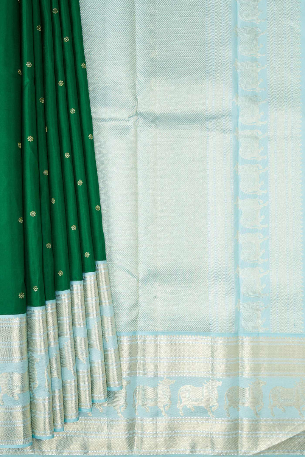 Pleats and pallu of Green Dual Tone Kanchipuram Silk Saree with Zari Butta on the body and Zari Border. 
