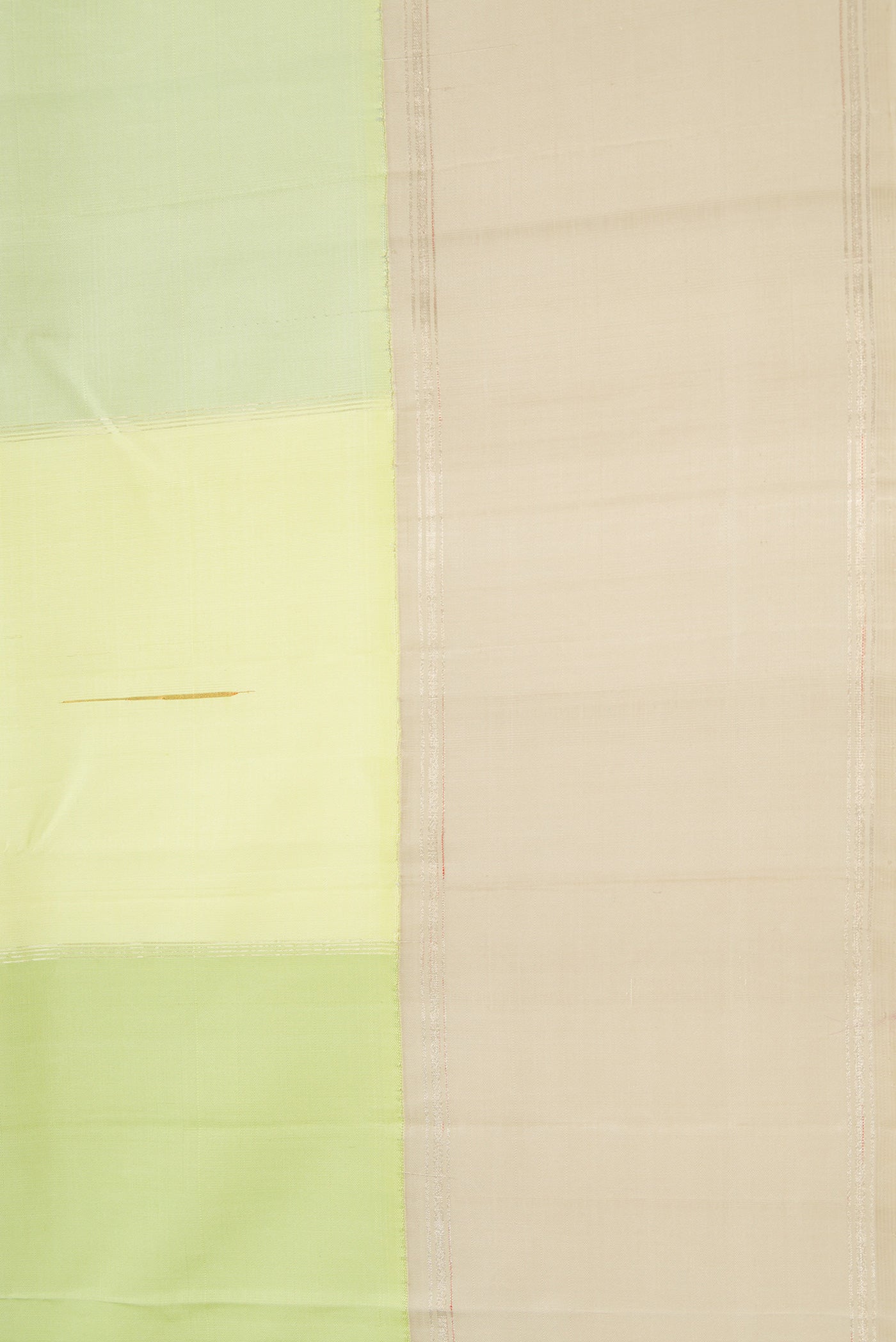 Border image of Light Green and Sea Green Color Kanchipuram Silk Saree with Checked design on the body and Zari Border. 