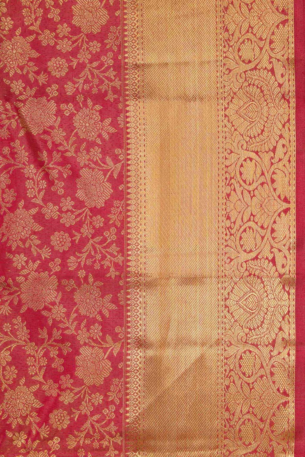 Border image of Pure Silk Pure Zari Red Dual Tone Kanjivaram Tissue Saree with Zari Brocade on the body and Zari Border. 